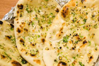 Garlic naan with butter